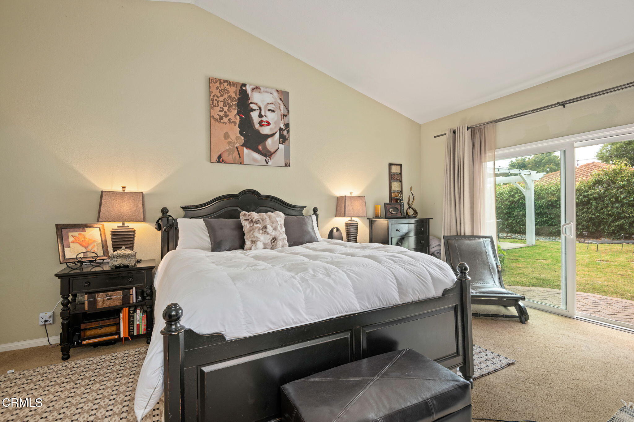 1501 Devonshire Drive Oxnard, CA 93030 - Photo 19 of 39 a bedroom with double bed and a window