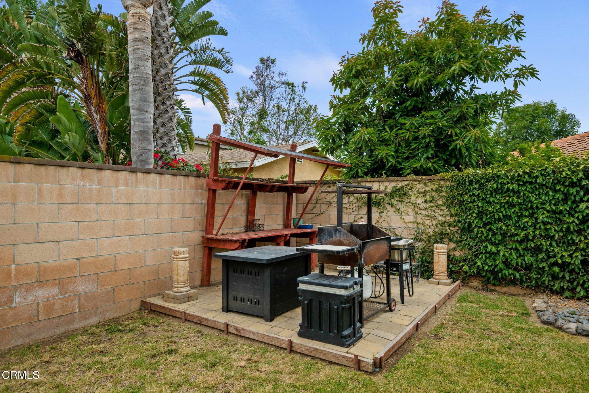 1501 Devonshire Drive Oxnard, CA 93030 - Photo 30 of 39 a view of outdoor space yard and patio