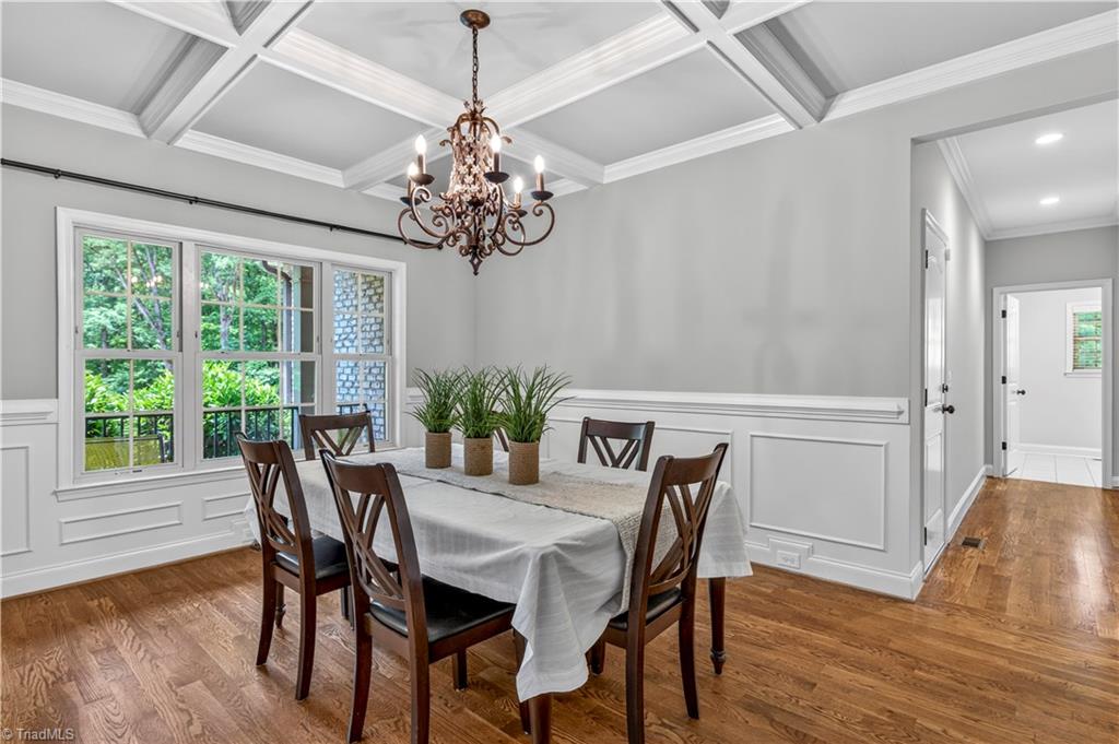 5414 Rambling Road Greensboro, NC 27409 - Photo 11 of 37