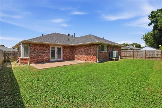 24 Forstall Avenue Kenner, LA 70065 - Photo 3 of 17