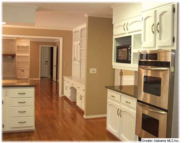 1608 Shades Crest Road Birmingham, AL 35226 - Photo 5 of 30