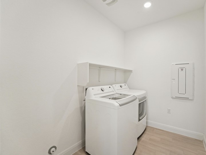 312 Kitty Hawk Road Georgetown, TX 78633 - Photo 26 of 37 a utility room with dryer and washer