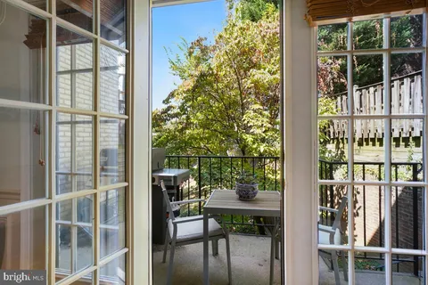 $795,000 | 4607 MacArthur Boulevard Northwest, Unit B, Washington, DC 20007