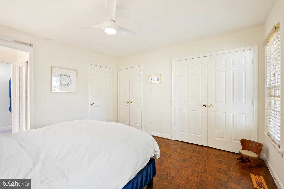 4607 MacArthur Boulevard Northwest, Unit B Washington, DC 20007 - Photo 22 of 34