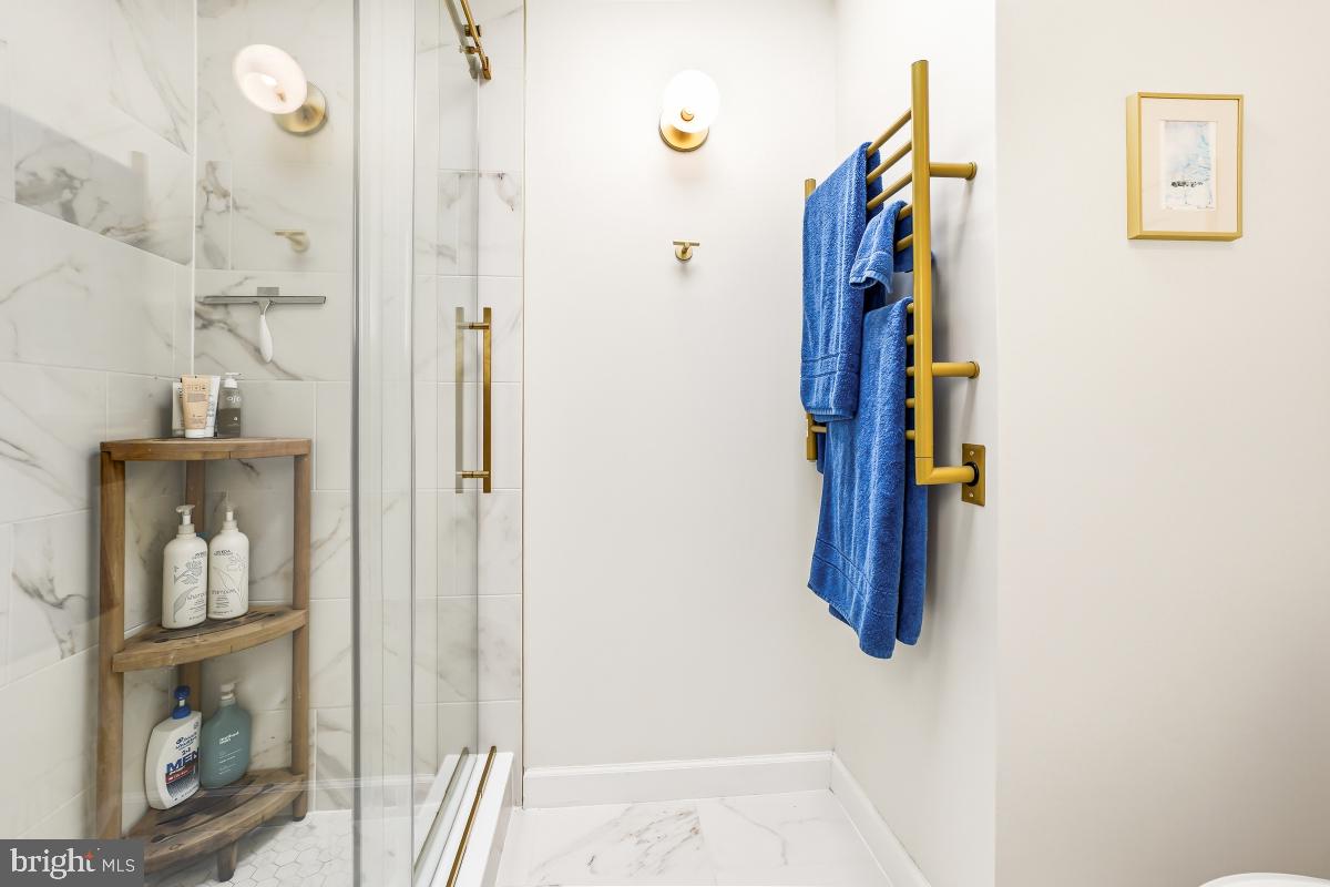 4607 MacArthur Boulevard Northwest, Unit B Washington, DC 20007 - Photo 24 of 34