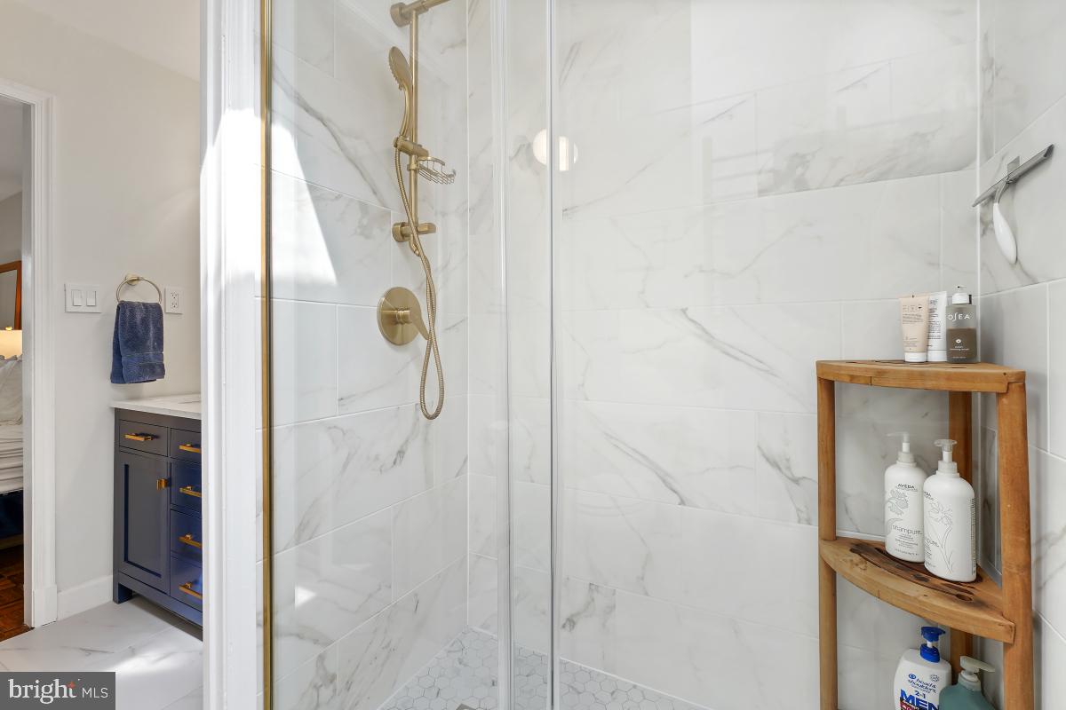 4607 MacArthur Boulevard Northwest, Unit B Washington, DC 20007 - Photo 26 of 34