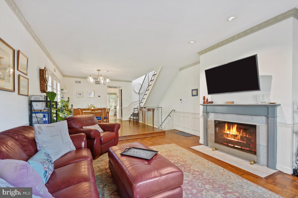 4607 MacArthur Boulevard Northwest, Unit B Washington, DC 20007 - Photo 10 of 34