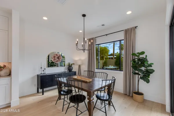 $1,950,000 | 5513 East Verde Lane, Phoenix, AZ 85018