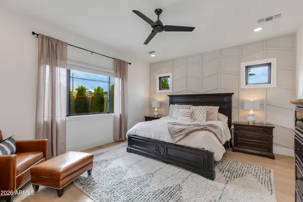 $1,950,000 | 5513 East Verde Lane, Phoenix, AZ 85018