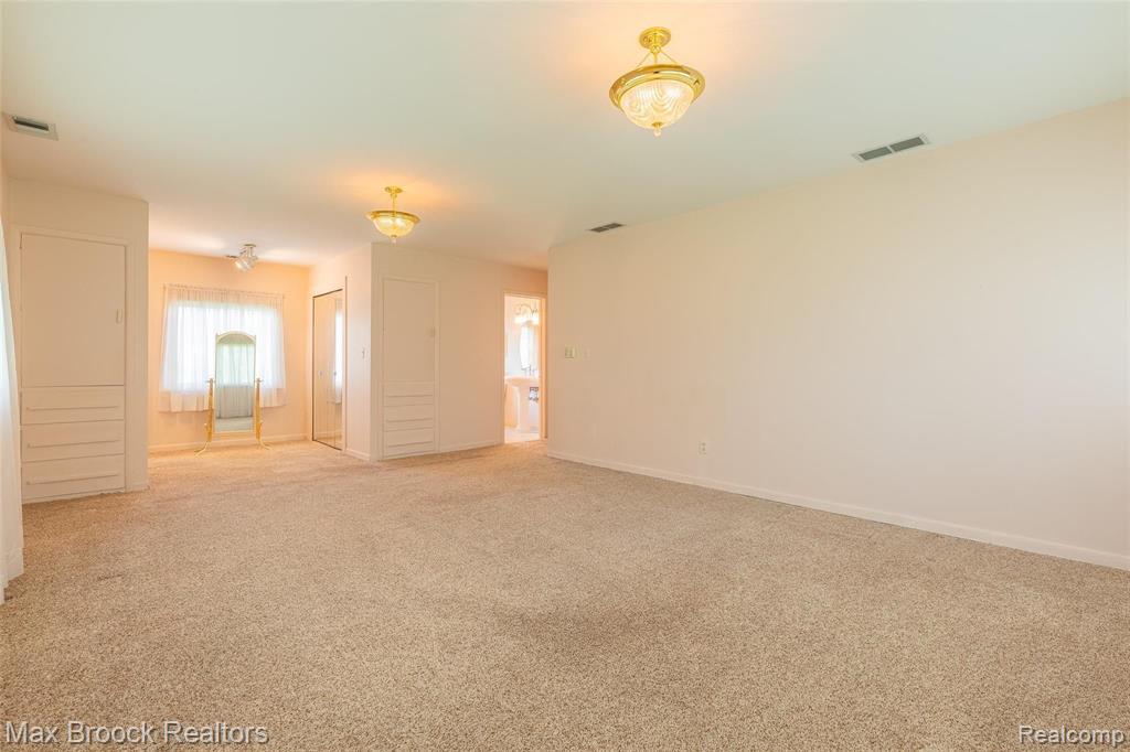 2355 West Wattles Road Troy, MI 48098 - Photo 38 of 53