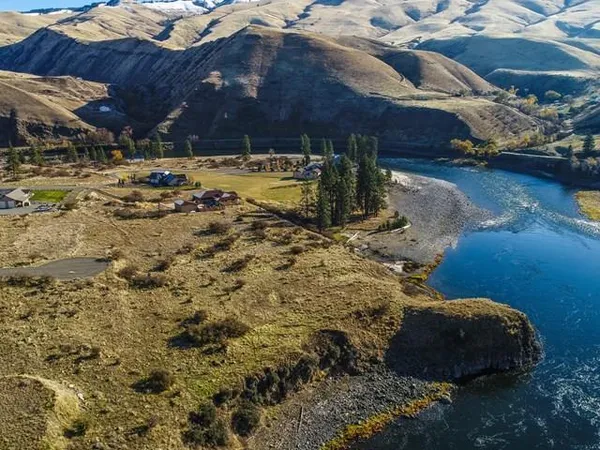 $210,000 | 24 Mossy Pt Circle, Unit 24, White Bird, ID 83554