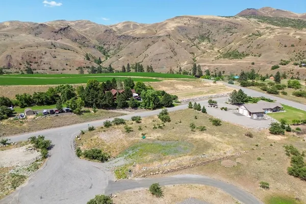 $210,000 | 24 Mossy Pt Circle, Unit 24, White Bird, ID 83554