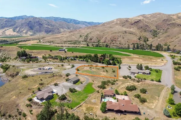 $210,000 | 24 Mossy Pt Circle, Unit 24, White Bird, ID 83554