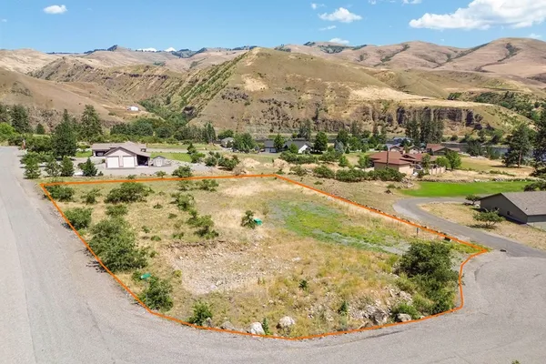 $210,000 | 24 Mossy Pt Circle, Unit 24, White Bird, ID 83554