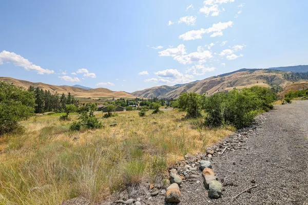 $210,000 | 24 Mossy Pt Circle, Unit 24, White Bird, ID 83554