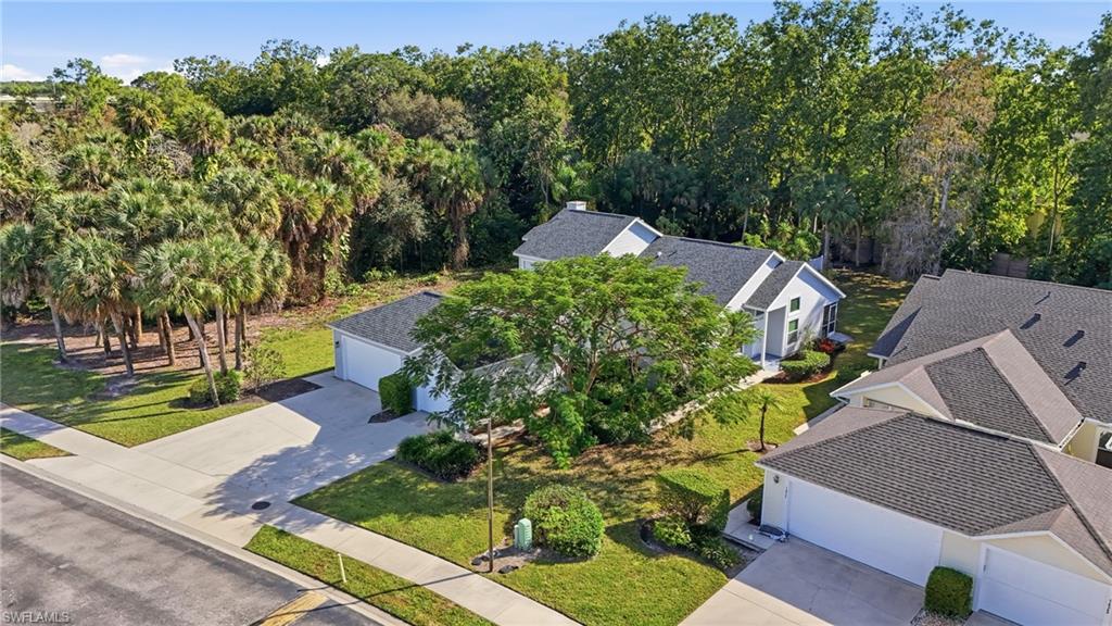 1429 Monarch Circle Naples, FL 34116 - Photo 3 of 30