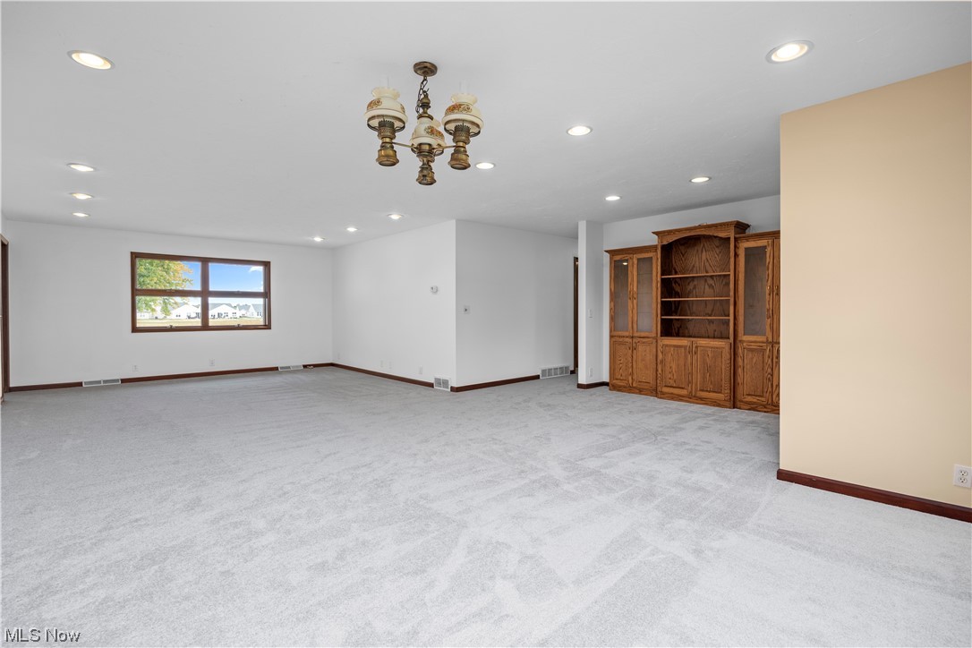 37360 Chestnut Ridge Road Elyria, OH 44035 - Photo 22 of 35