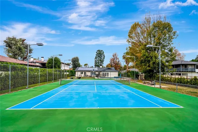 $16,500 | 22914 Calvert Street, Woodland Hills, CA 91367