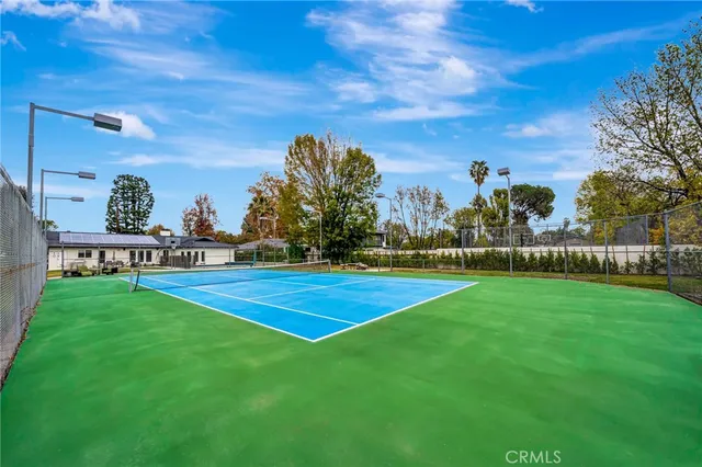 $16,500 | 22914 Calvert Street, Woodland Hills, CA 91367