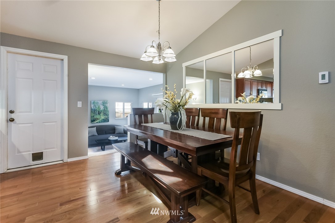 17611 28th Avenue Southeast Bothell, WA 98012 - Photo 4 of 22