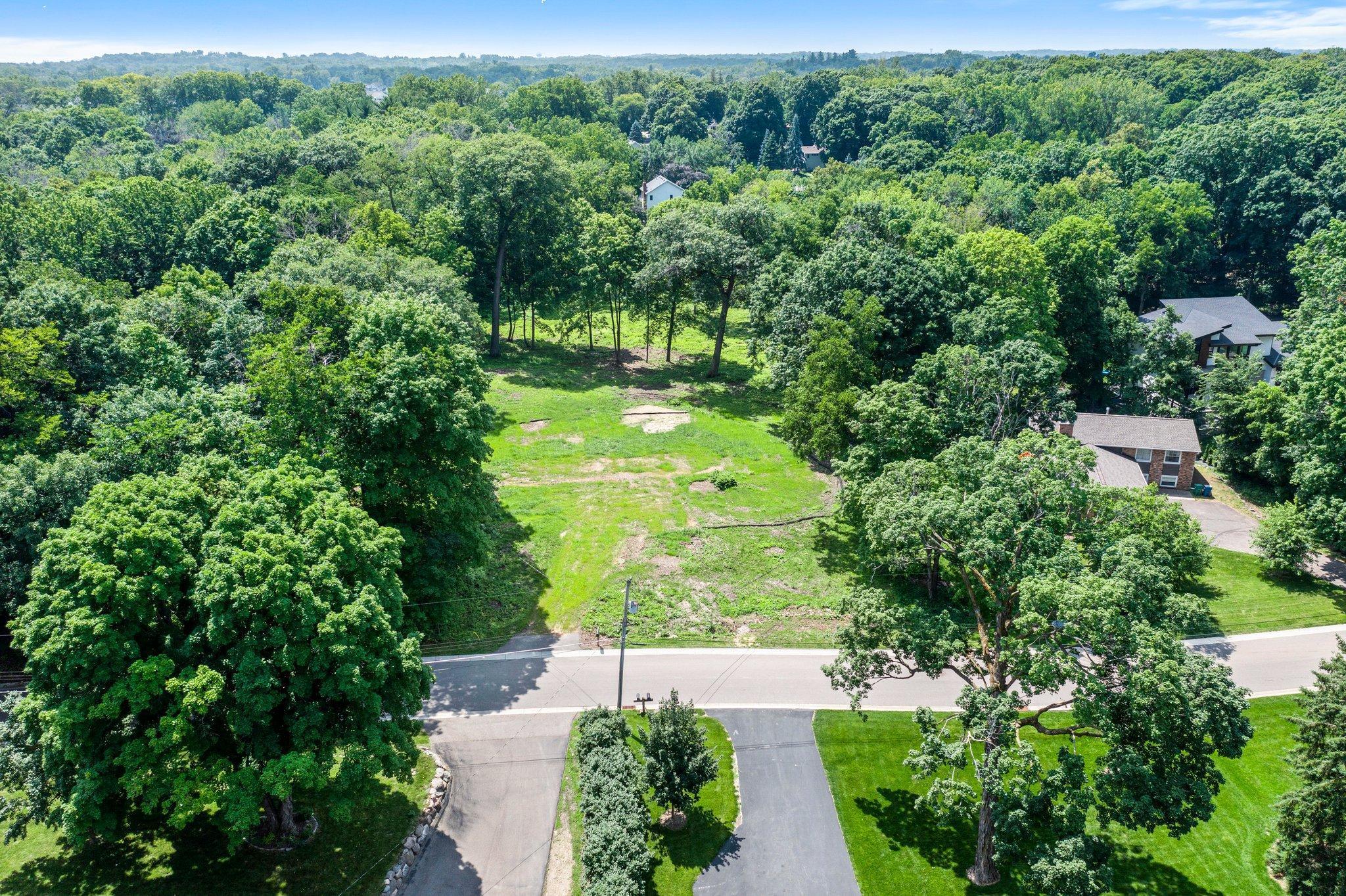 Xxx Glen Road Shorewood, MN 55331 - Photo 8 of 14