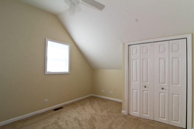 237 Village Road Willowbrook, IL 60527 - Photo 15 of 22