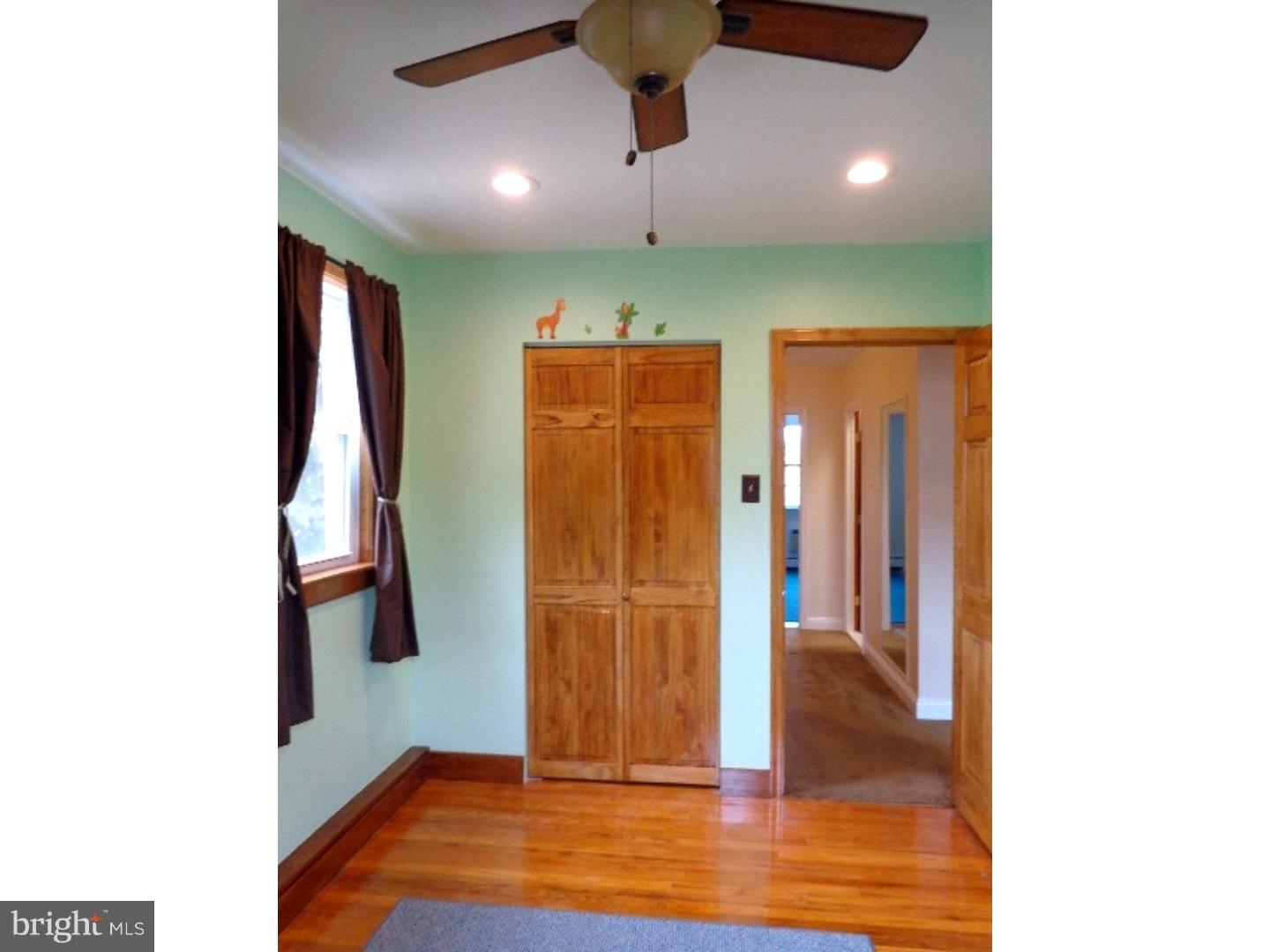 3242 Chesterfield Road Philadelphia, PA 19114 - Photo 15 of 25 Bedroom 2