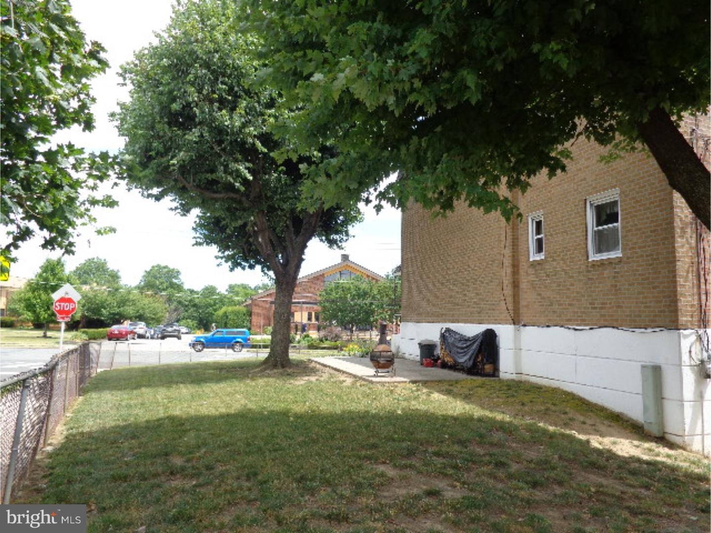 3242 Chesterfield Road Philadelphia, PA 19114 - Photo 24 of 25 Side Yard