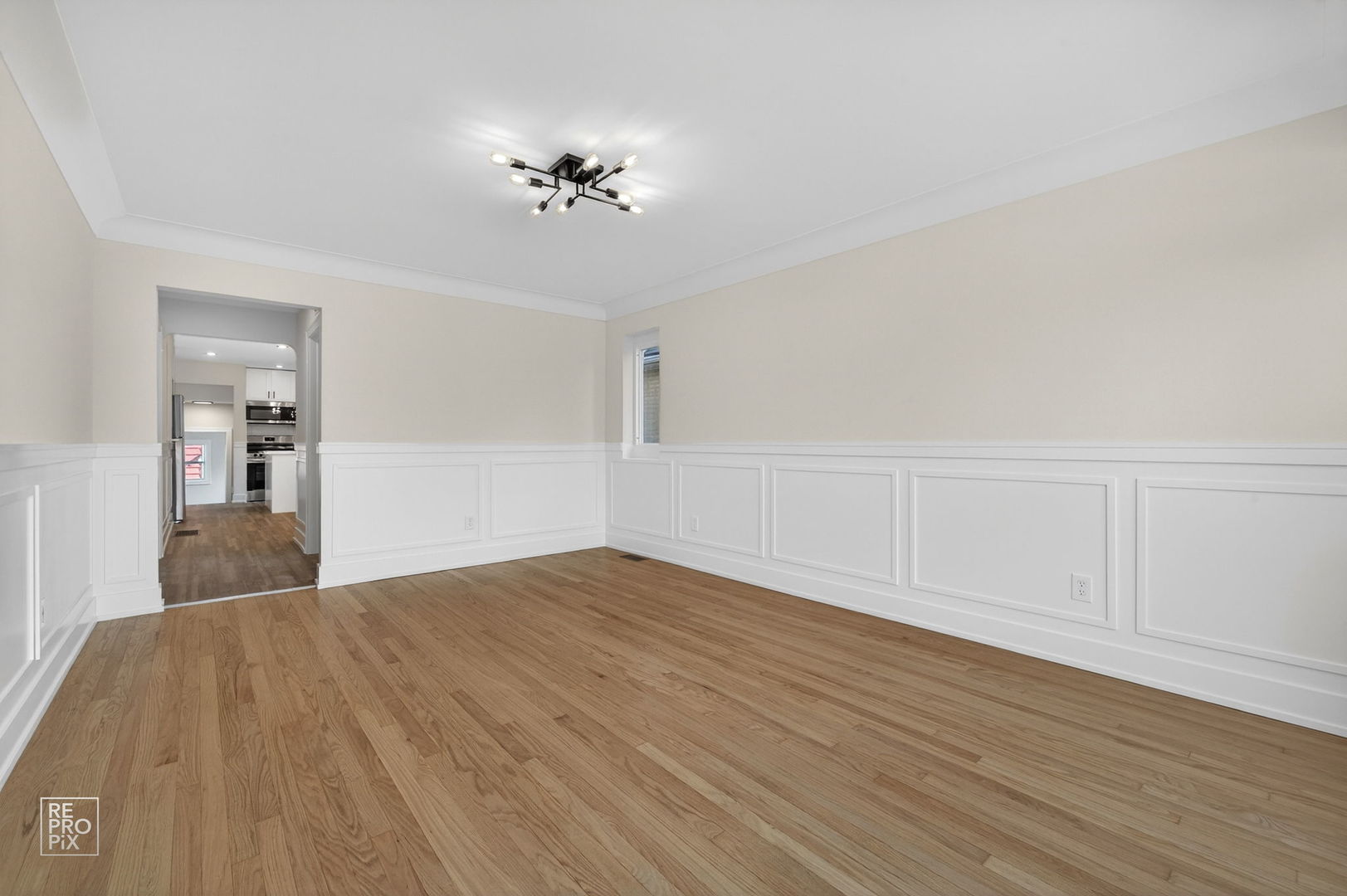 5413 South Springfield Avenue Chicago, IL 60632 - Photo 3 of 16