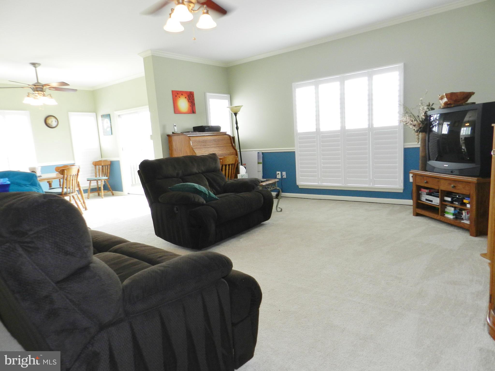 845 Autumn Ridge Road Culpeper, VA 22701 - Photo 12 of 30 Living Room