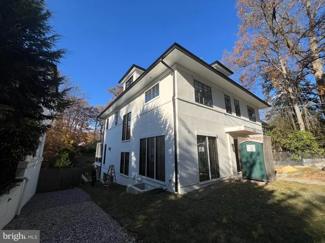 $5,200,000 | 2733 Chesapeake Street Northwest, Washington, DC 20008