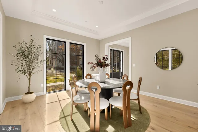 $5,195,000 | 2733 Chesapeake Street Northwest, Washington, DC 20008