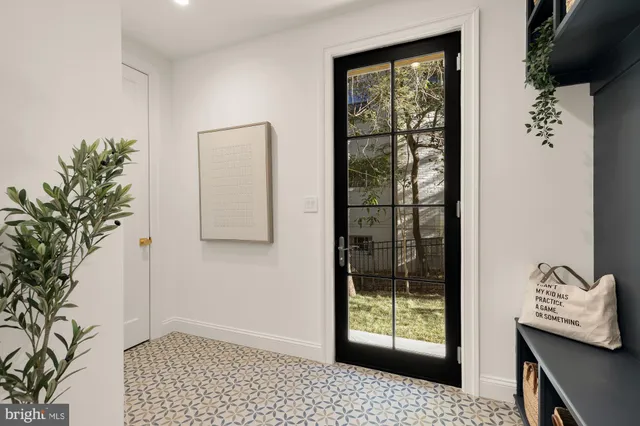 $5,195,000 | 2733 Chesapeake Street Northwest, Washington, DC 20008