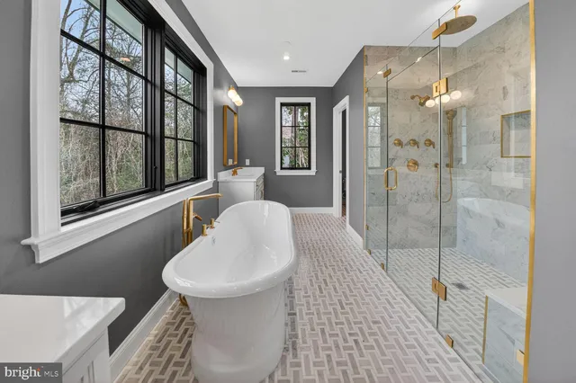 $5,200,000 | 2733 Chesapeake Street Northwest, Washington, DC 20008