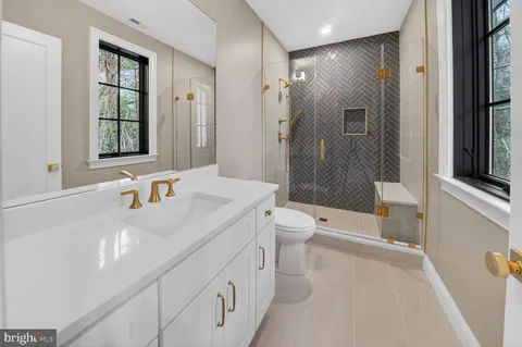 $5,200,000 | 2733 Chesapeake Street Northwest, Washington, DC 20008