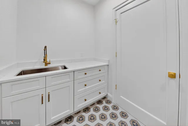 $5,200,000 | 2733 Chesapeake Street Northwest, Washington, DC 20008