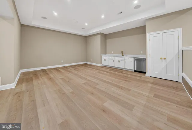 $5,200,000 | 2733 Chesapeake Street Northwest, Washington, DC 20008