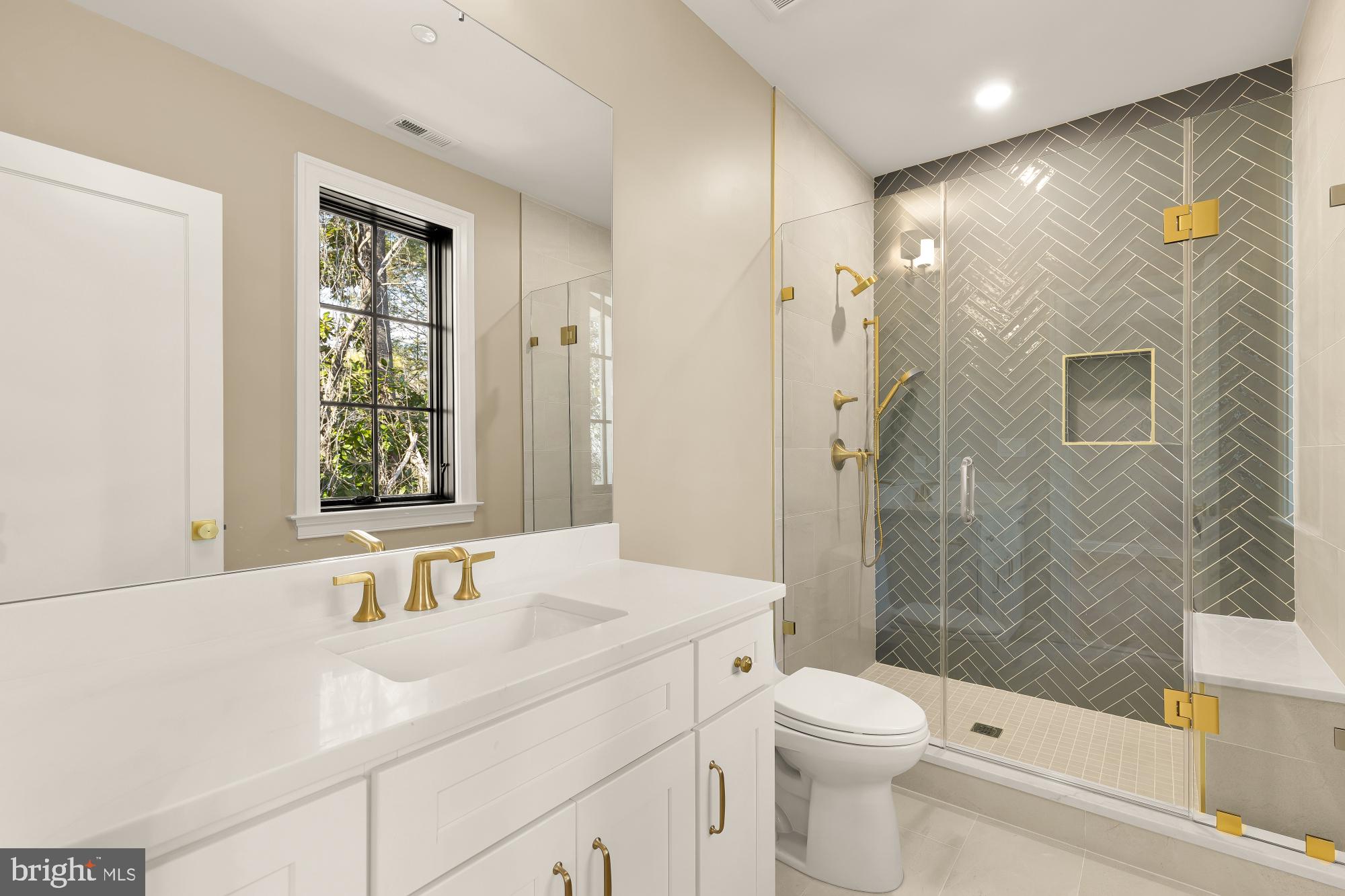 2733 Chesapeake Street Northwest Washington, DC 20008 - Photo 66 of 97