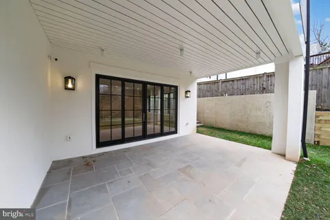 $5,200,000 | 2733 Chesapeake Street Northwest, Washington, DC 20008