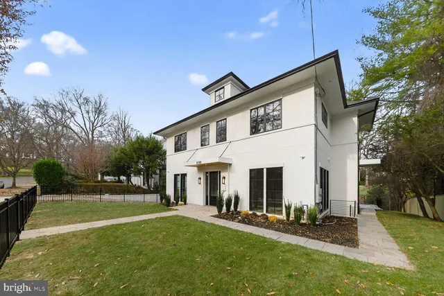 $5,200,000 | 2733 Chesapeake Street Northwest, Washington, DC 20008