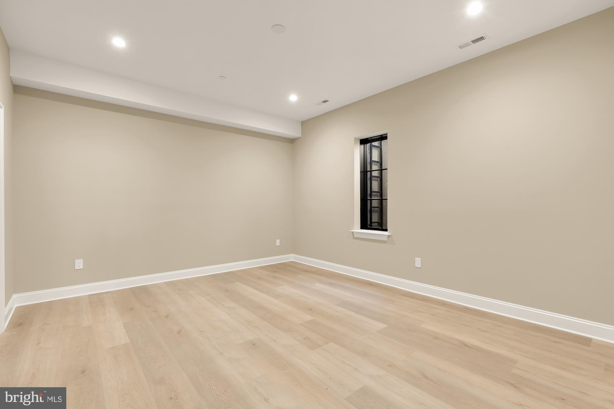 2733 Chesapeake Street Northwest Washington, DC 20008 - Photo 83 of 97