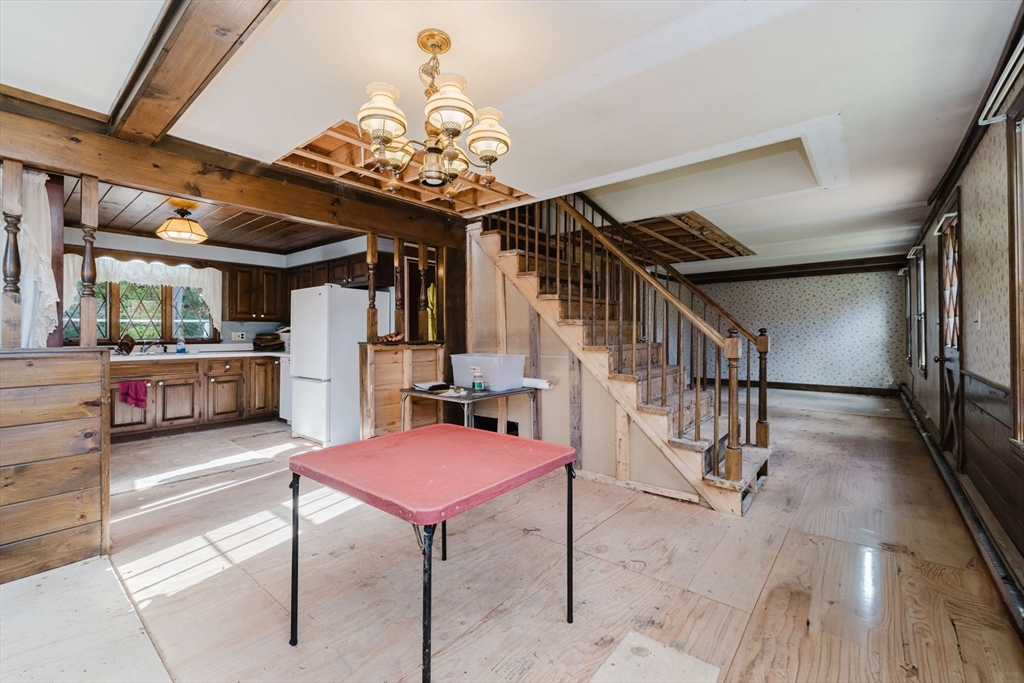 150 Quanapoag Road Freetown, MA 02717 - Photo 23 of 42 a view of a livingroom with furniture