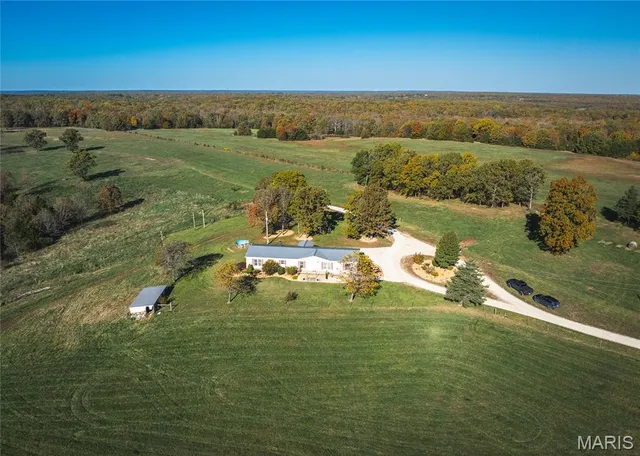 $320,000 | 31285 County Road 6190, Edgar Springs, MO 65462