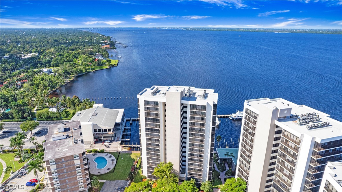 1920 Virginia Avenue, Unit 202 Fort Myers, FL 33901 - Photo 32 of 38