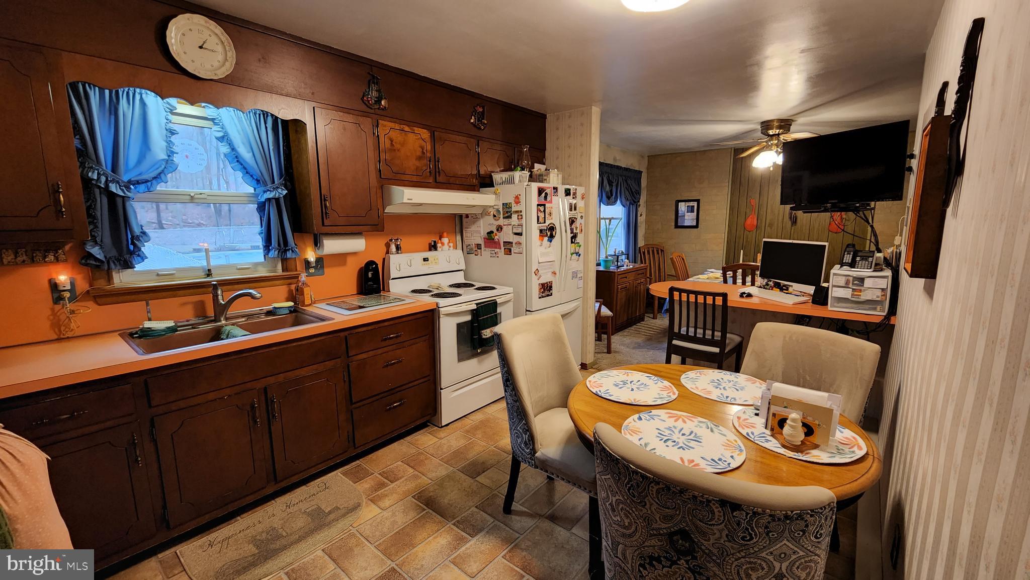 67 Fishing Rod Road Liverpool, PA 17045 - Photo 6 of 37 Gallery Image 6