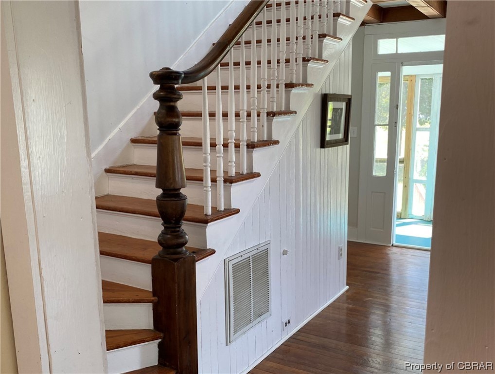 1595 Fitchetts Wharf Road Moon, VA 23119 - Photo 31 of 50
