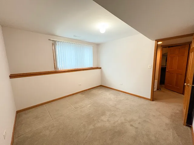 $345,000 | 424 North Aspen Drive, Cortland, IL 60112