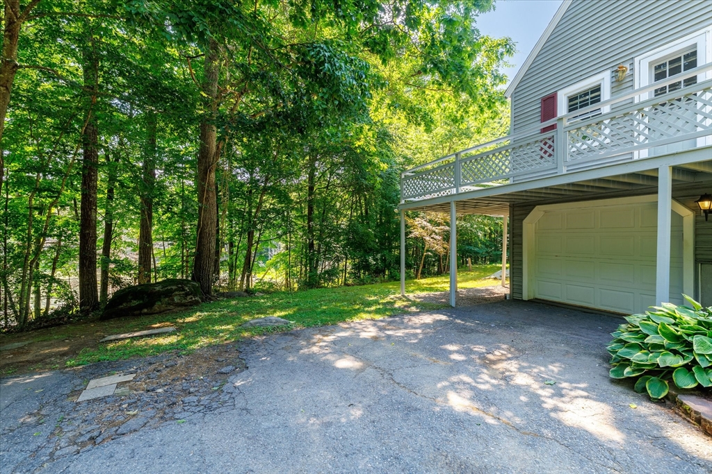 37 Breakneck Road Sturbridge, MA 01566 - Photo 36 of 41