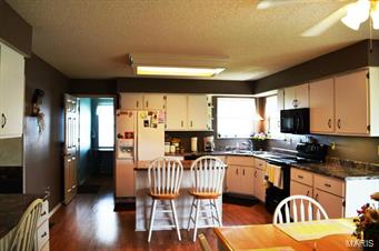 360 Beckley Place St. Charles, MO 63304 - Photo 8 of 26