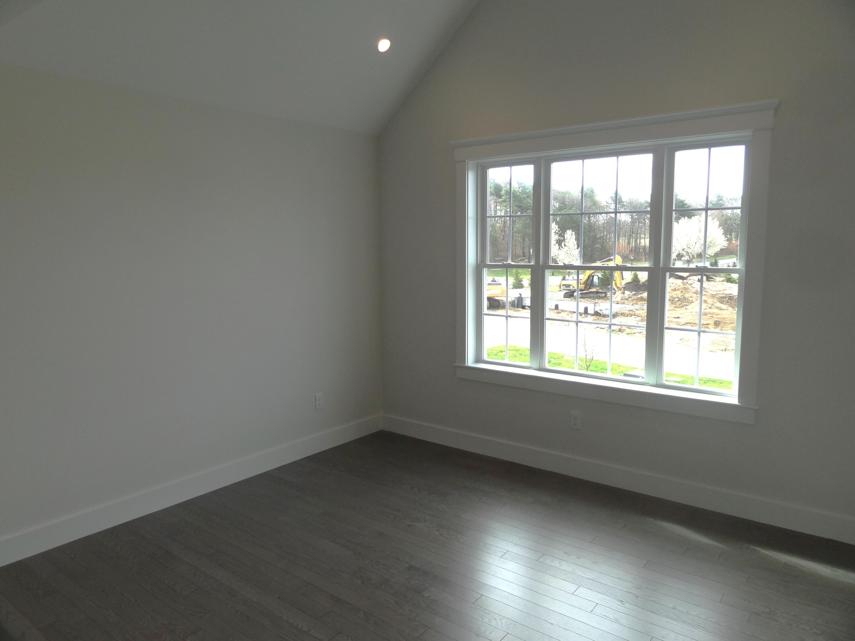 9 Cpe Clb Road East Falmouth, MA 02536 - Photo 20 of 58 an empty room with a window